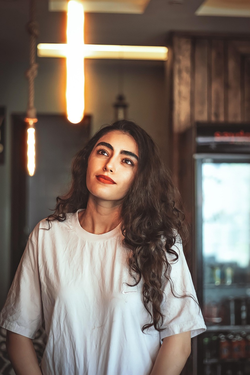 Essential Makeup Tips for an Everyday Look