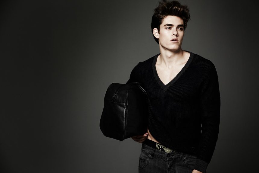 Exploring Essential Fashion Accessories for Men