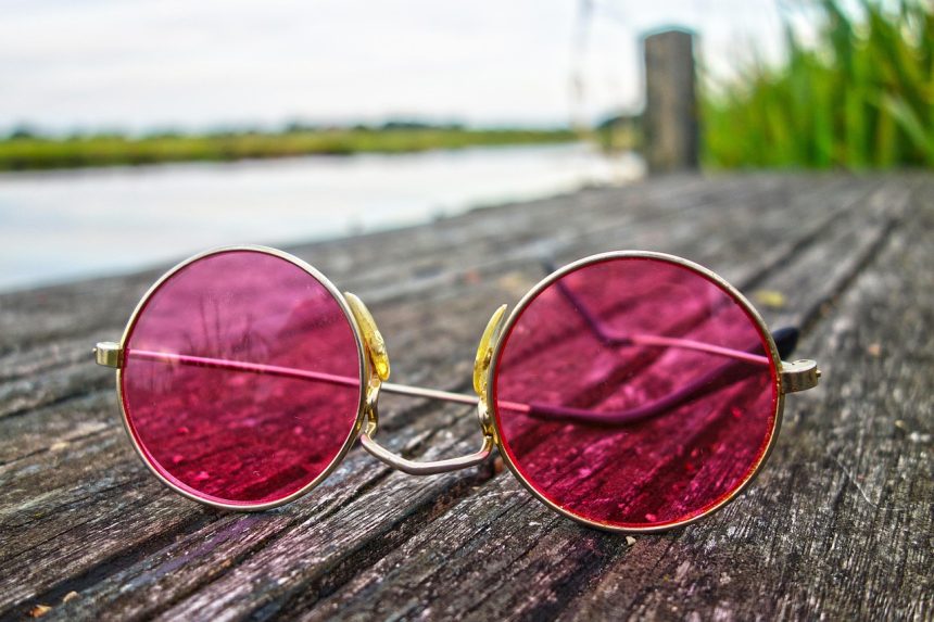 Embracing the Seasons: How to Style Seasonal Accessories Fashion Trends